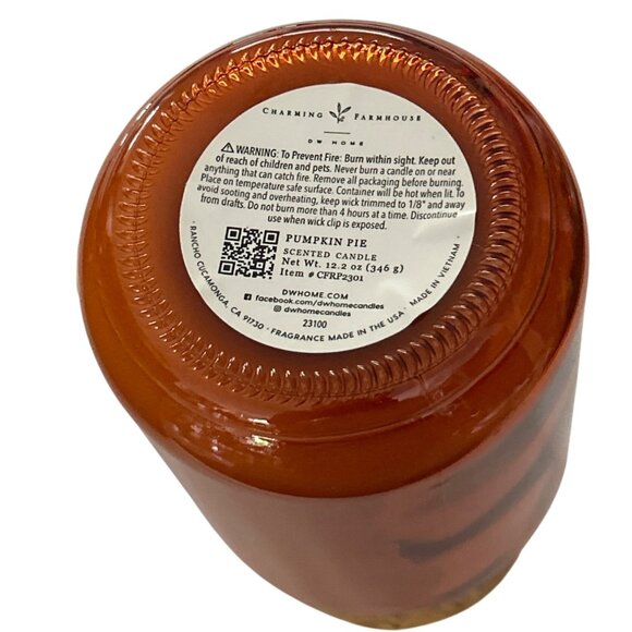 Charming Farmhouse Pumpkin Pie Scented Candle Large Glass Jar With Spoon Accent - Picture 2 of 4